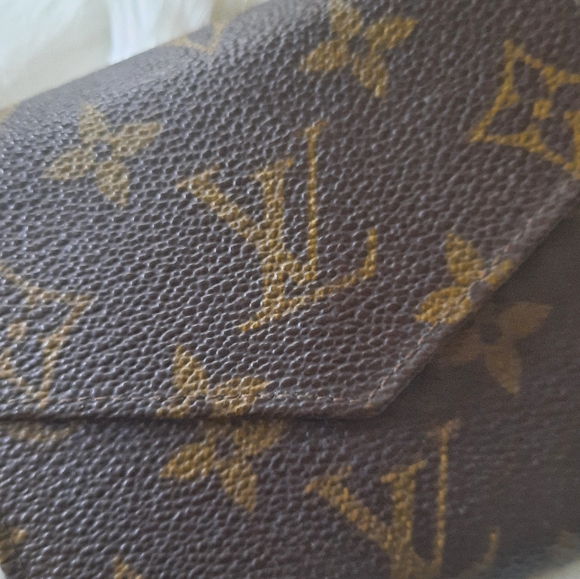 LOUIS VUITTON Monogram Porte Monnaie Billets Cartes Crédit Wallet - Picture 10 of 17